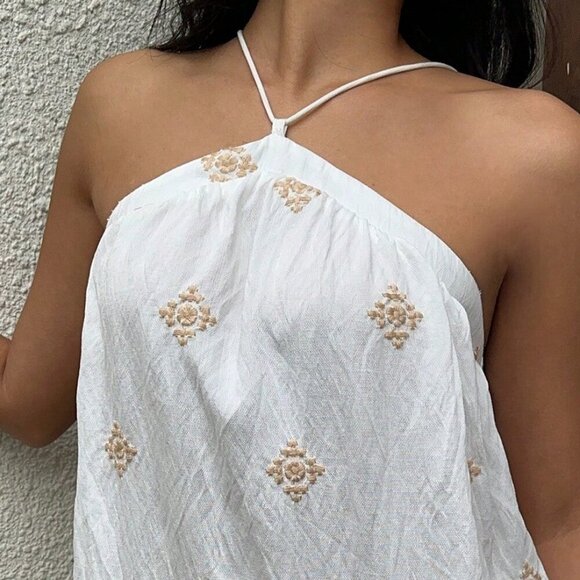 White Boho Women's Vacation Casual Geometric Embroidered Backless Halter Top - Picture 4 of 7